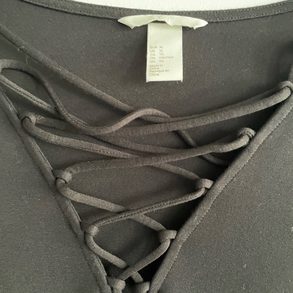 H&M Black Top XL - Picture 3 of 4